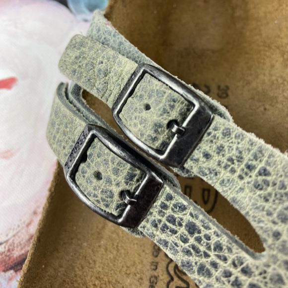 Birkenstock Silver Double Strap Sandals Size 39 - Picture 11 of 16